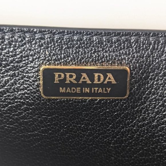 SOLDPrada White Leather Large Cahier Crossbody Bag - Picture 5 of 10